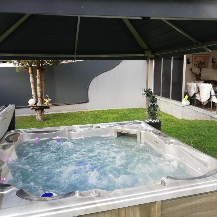 Ferienwohnung Am Waldweg Kolsass Exteriör bild