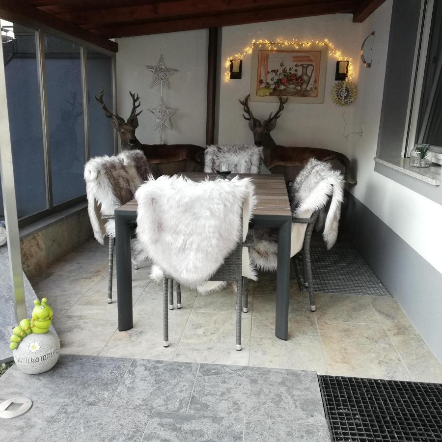 Ferienwohnung Am Waldweg Kolsass Exteriör bild