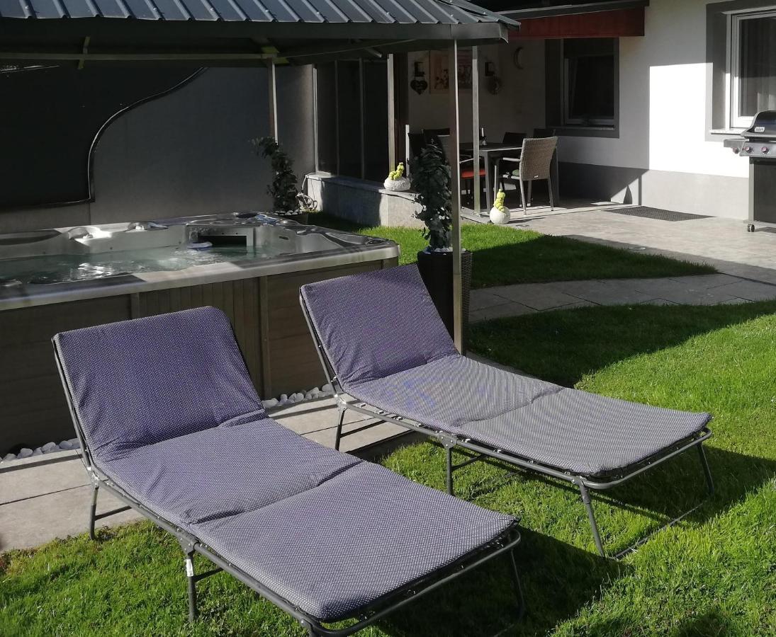 Ferienwohnung Am Waldweg Kolsass Exteriör bild